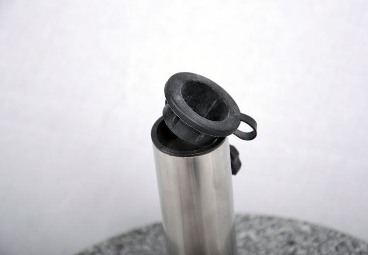 Podstawa z granitu i stali nierdzewnej okrągła z kółeczkami pod parasol 40k